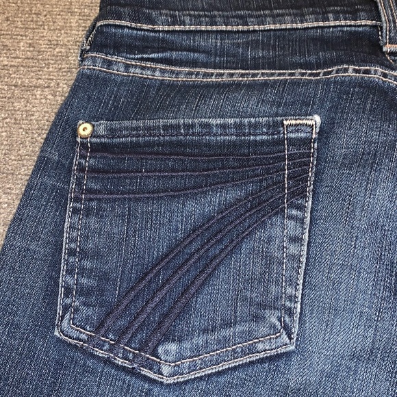 7 For All Mankind DOJO Capris - Picture 4 of 9